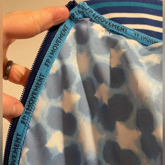 New without tags Free People Movement top seed tennis jacket, size medium - Picture 10 of 11